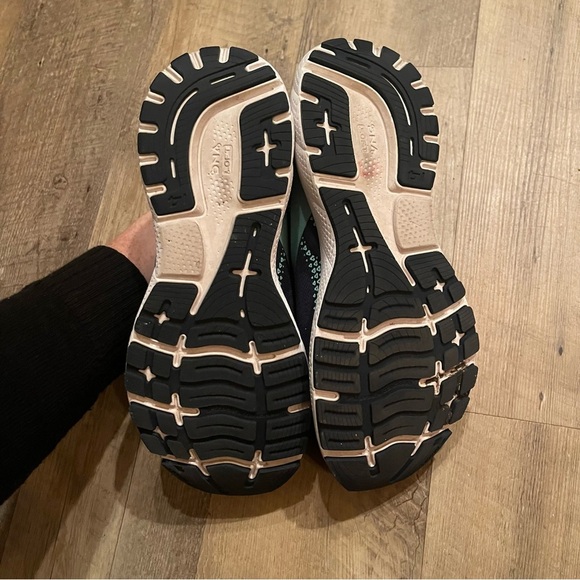 Brooks | Ghost 14 Running Sneakers - Picture 5 of 10